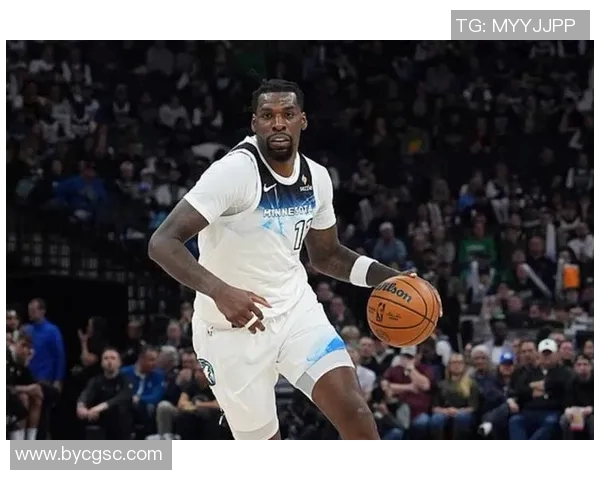 现场直击：爱德华兹末节连续得分